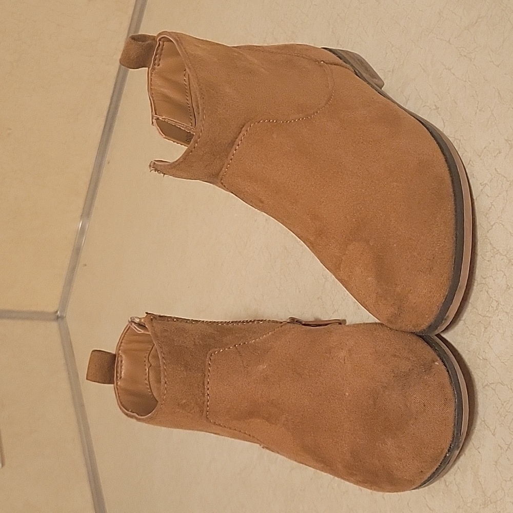 Cat & Jack toddler's brown faux suede ankle boots
